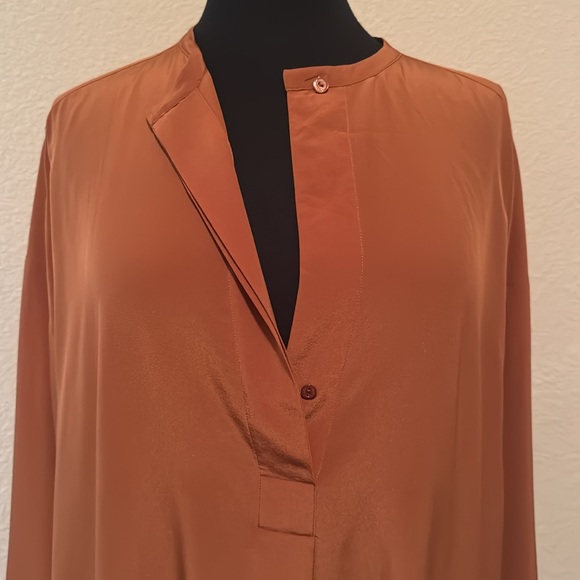 Vince Long Sleeve Blouse with Pockets Medium - Picture 2 of 8